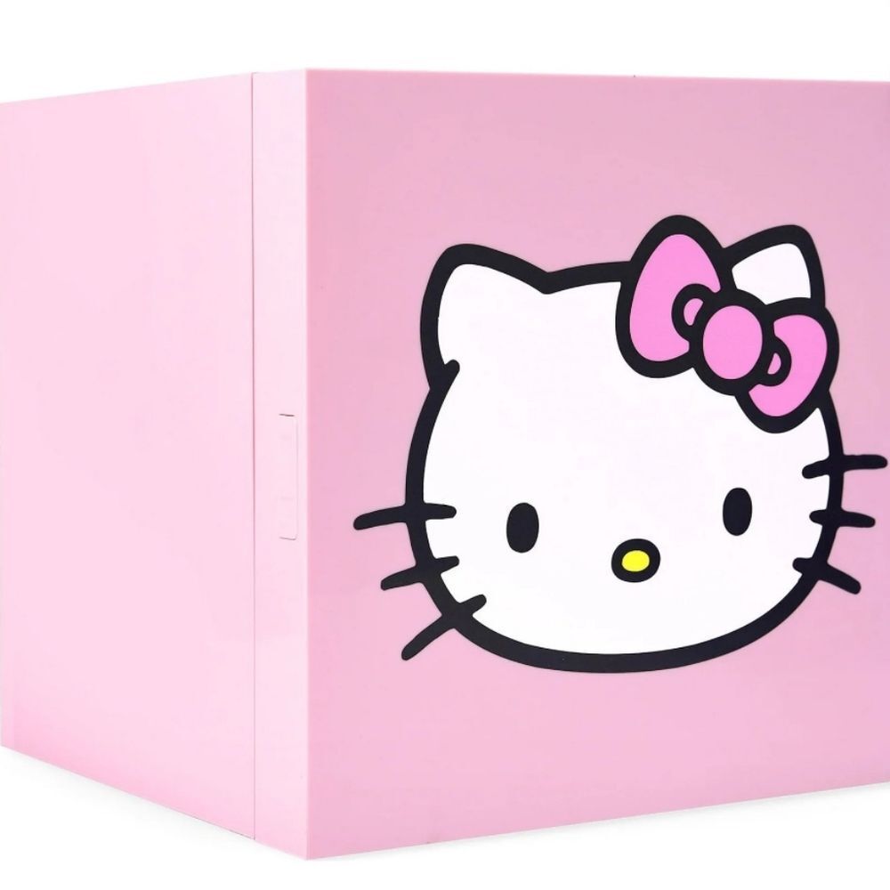 Hello Kitty Mini Fridge Thermoelectric Cooler